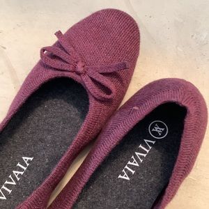 Vivaia Round-Toe Bow Foldable Flats. Like Rothy’s.